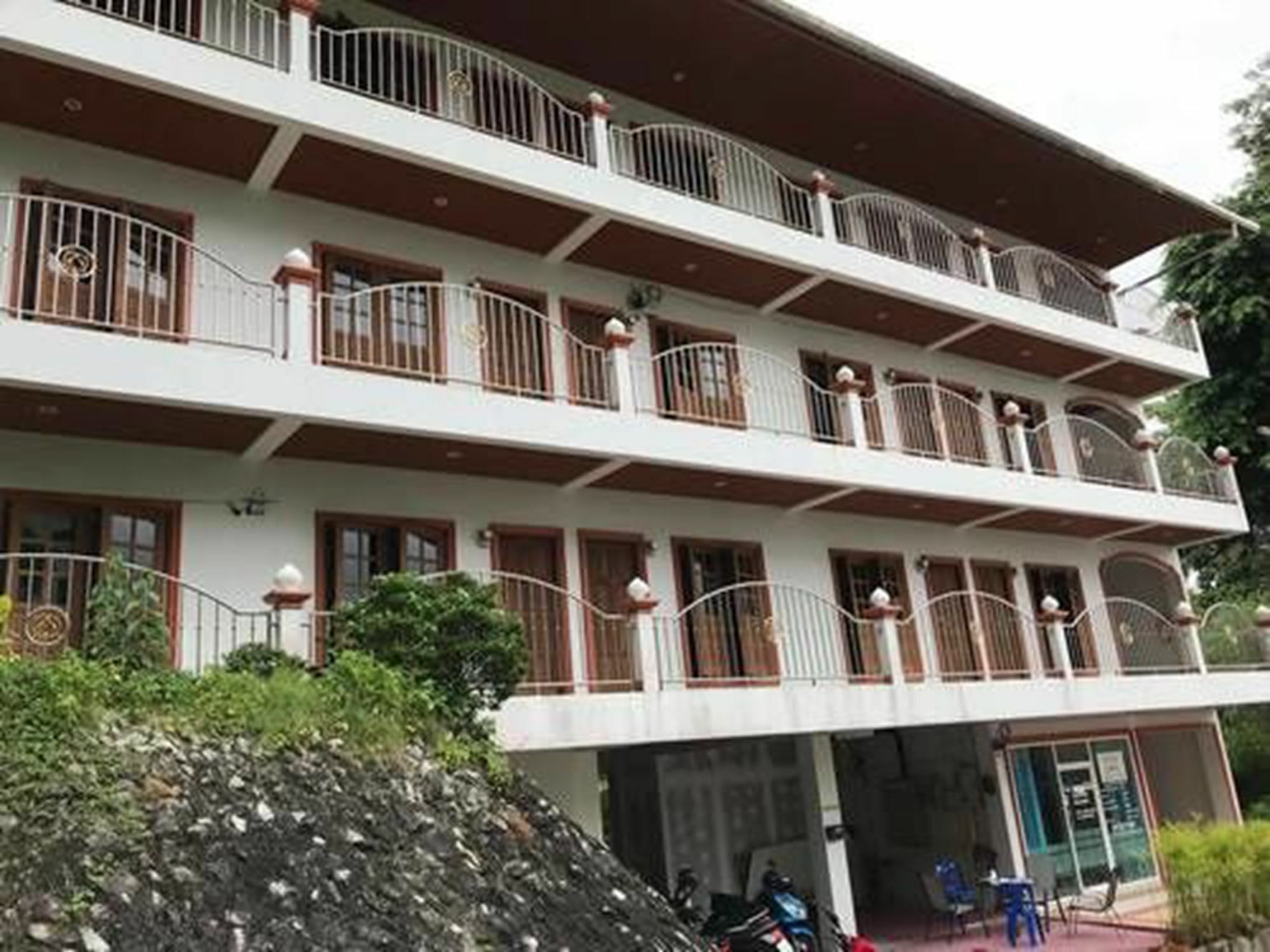 Grand View Hotel Patong Exterior foto